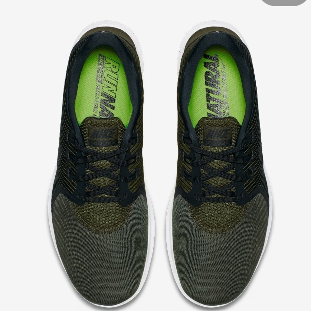 Nike Black and Green Sneakers with Sleek Design size 11 - Picture 4 of 7